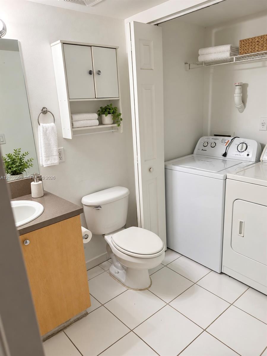2841 NE 185th St # 510, Aventura FL 33180 photo 4