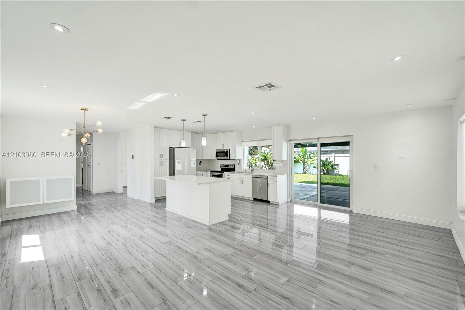 5505 SW 9th St, Margate FL 33068 photo 5