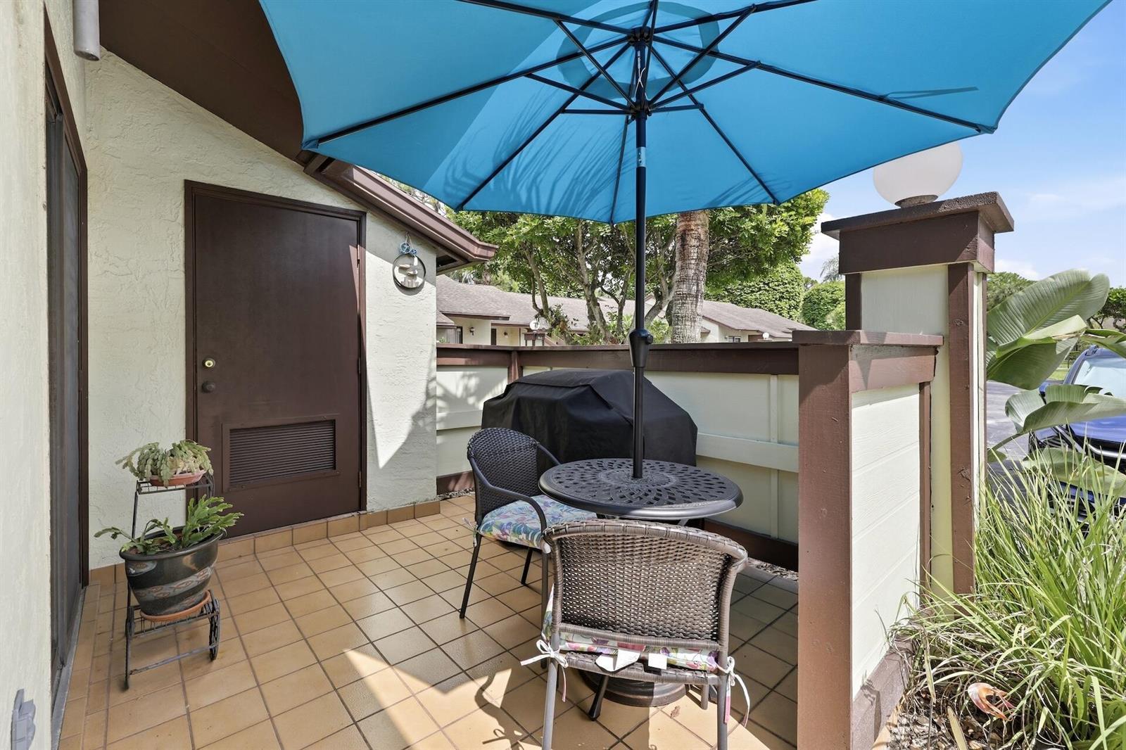 259 DEERFIELD Court, Royal Palm Beach FL 33411 photo 2