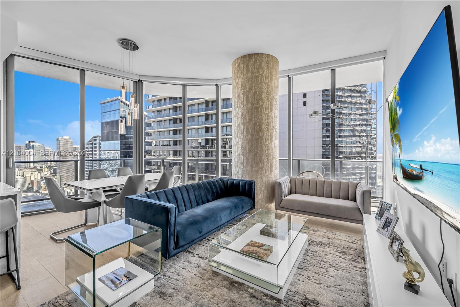 45 SW 9th St # 4501, Miami FL 33130 photo 5