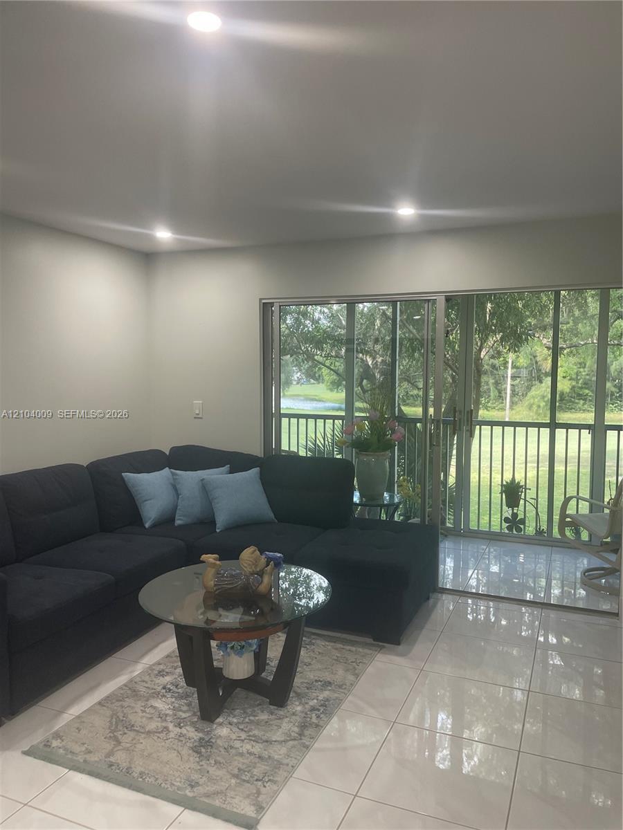 1110 SW 125th Ave # 207M, Pembroke Pines FL 33027 photo 5