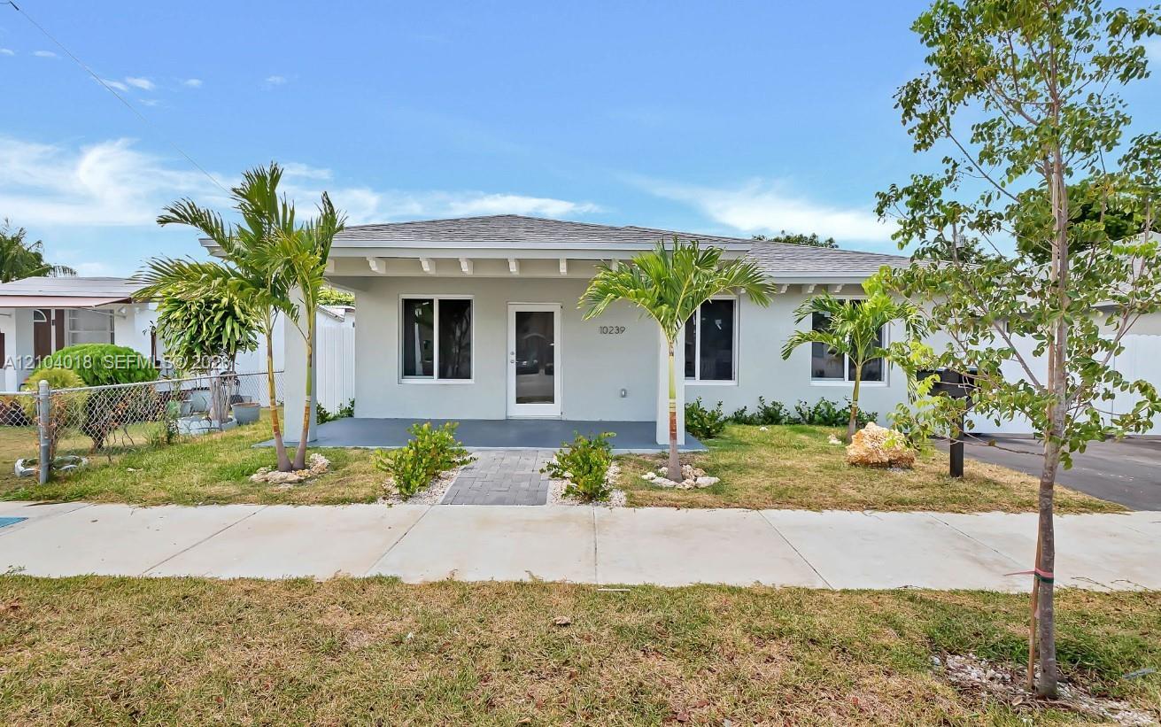 10239 SW 173rd St, Miami FL 33157 photo 2