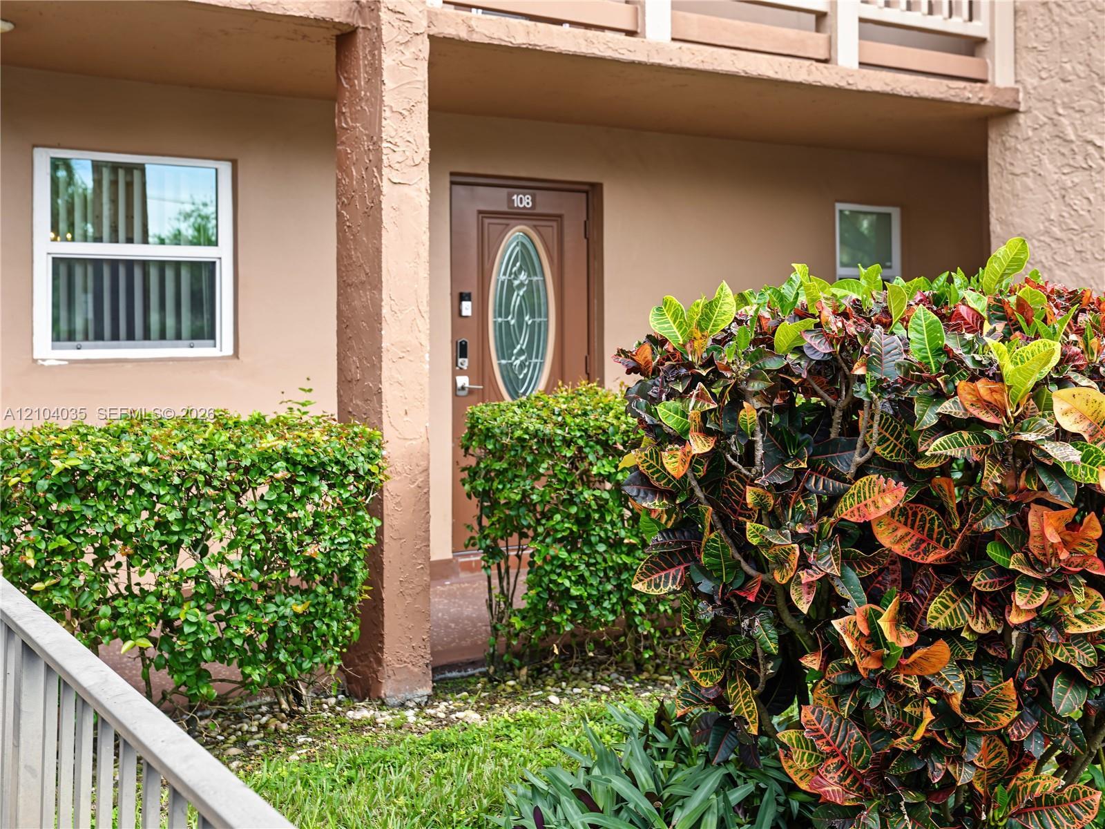 9850 Sunrise Lakes Blvd # 108, Sunrise FL 33322 photo 2