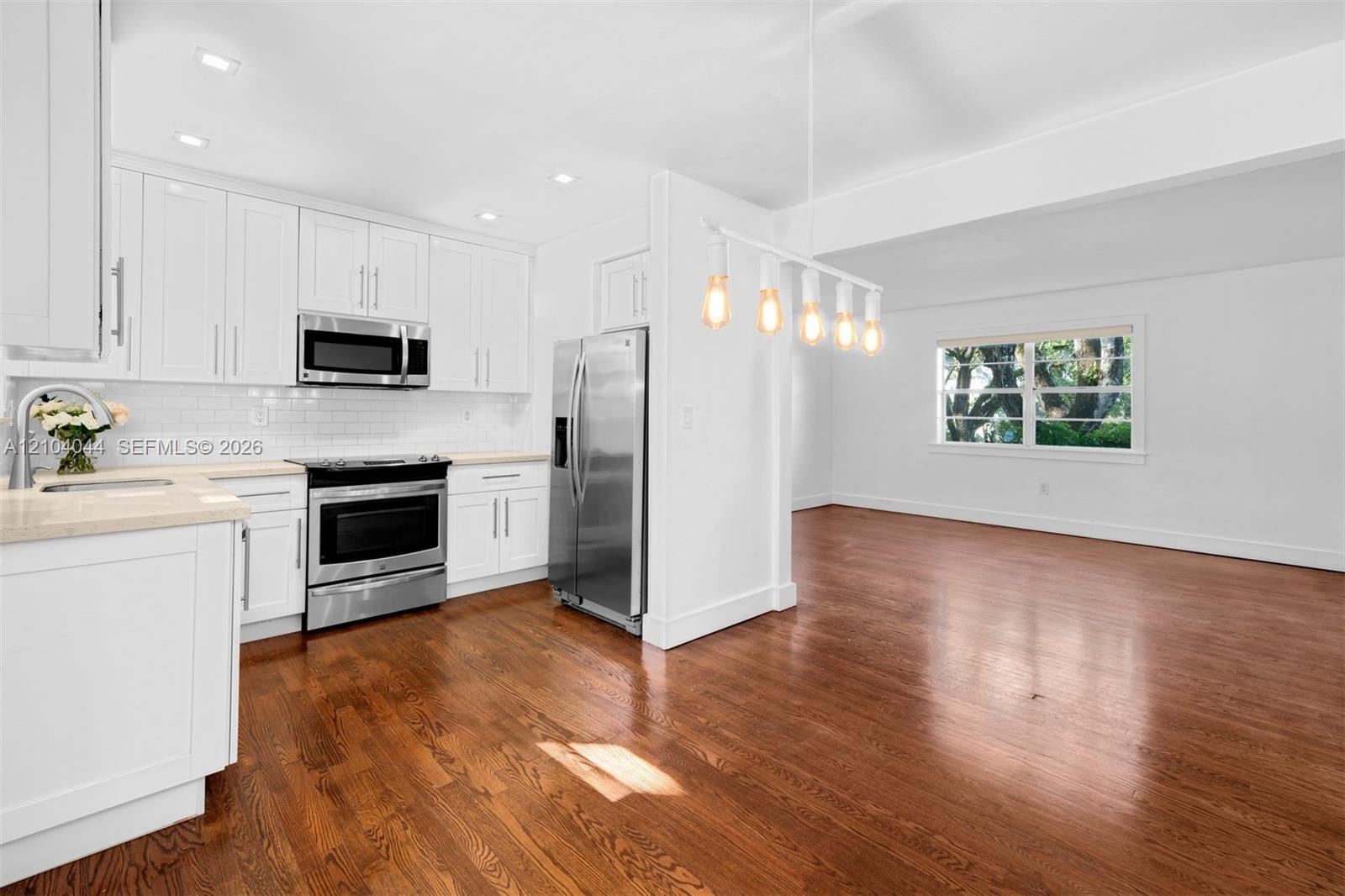 5560 SW 78th St # 142B, Miami FL 33143