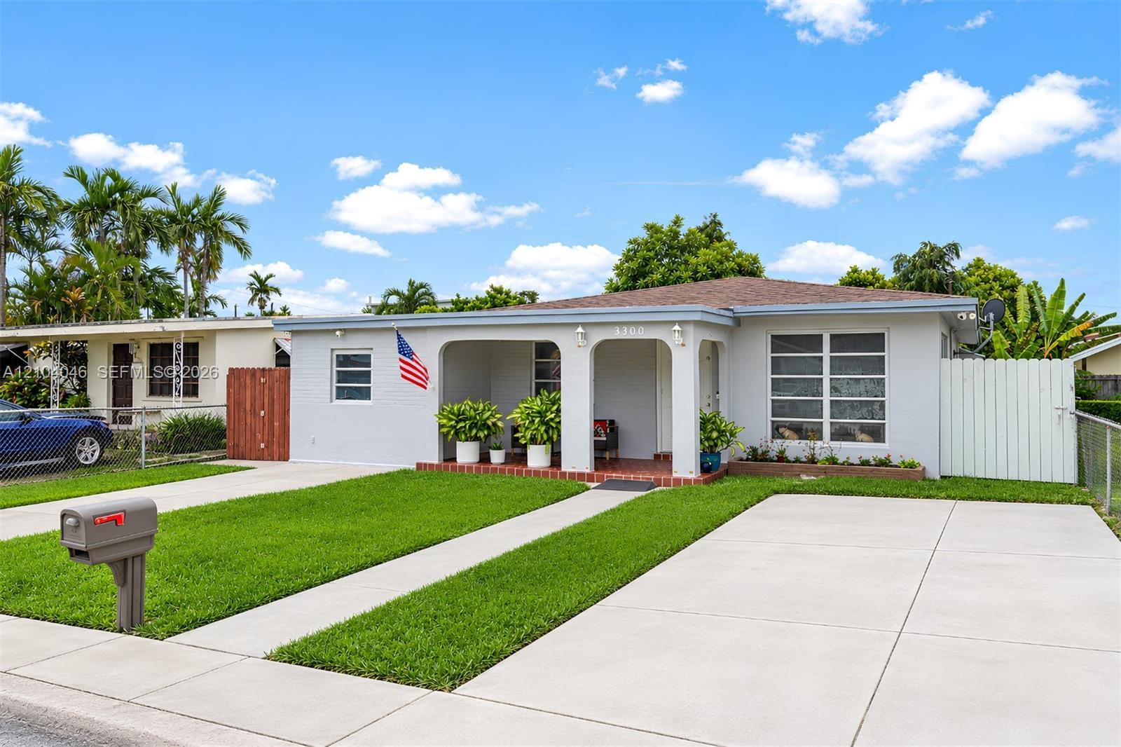 3300 SW 87th Ct, Miami FL 33165 photo 2