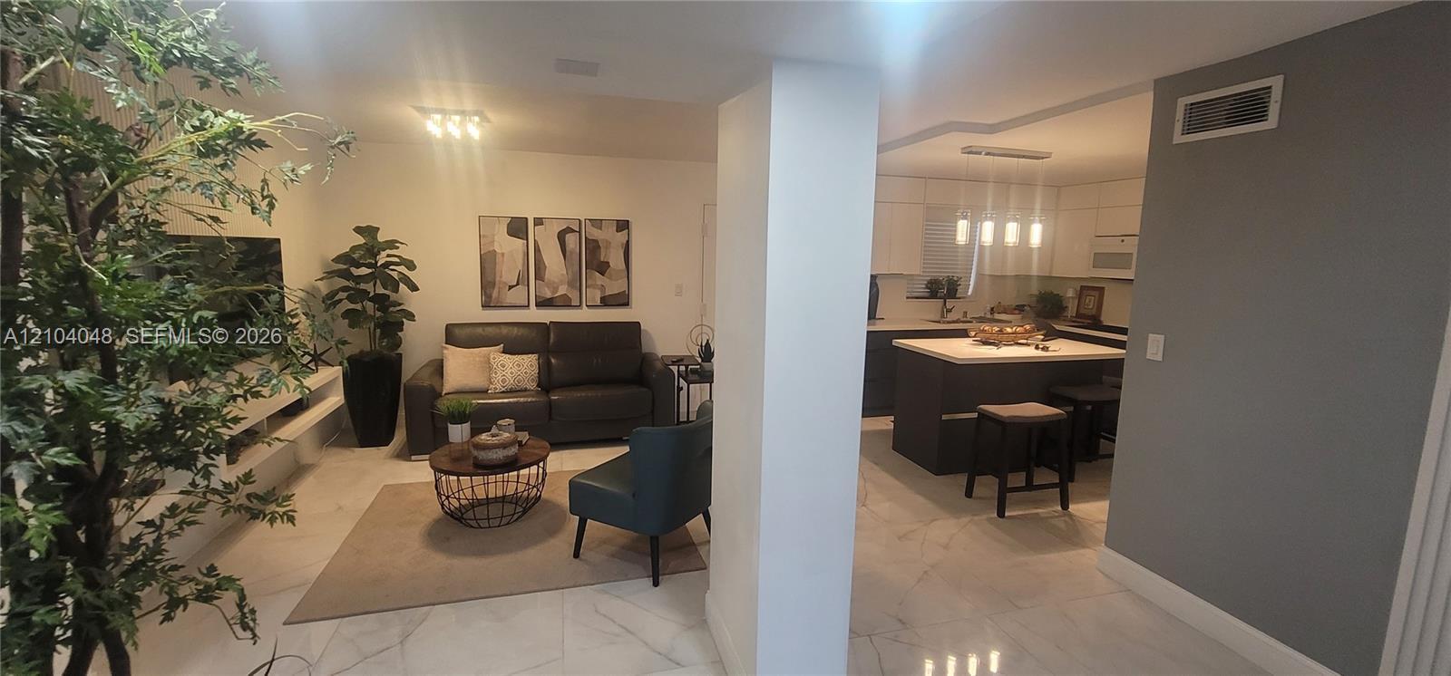 9371 Fontainebleau Blvd # I108, Miami FL 33172 photo 3