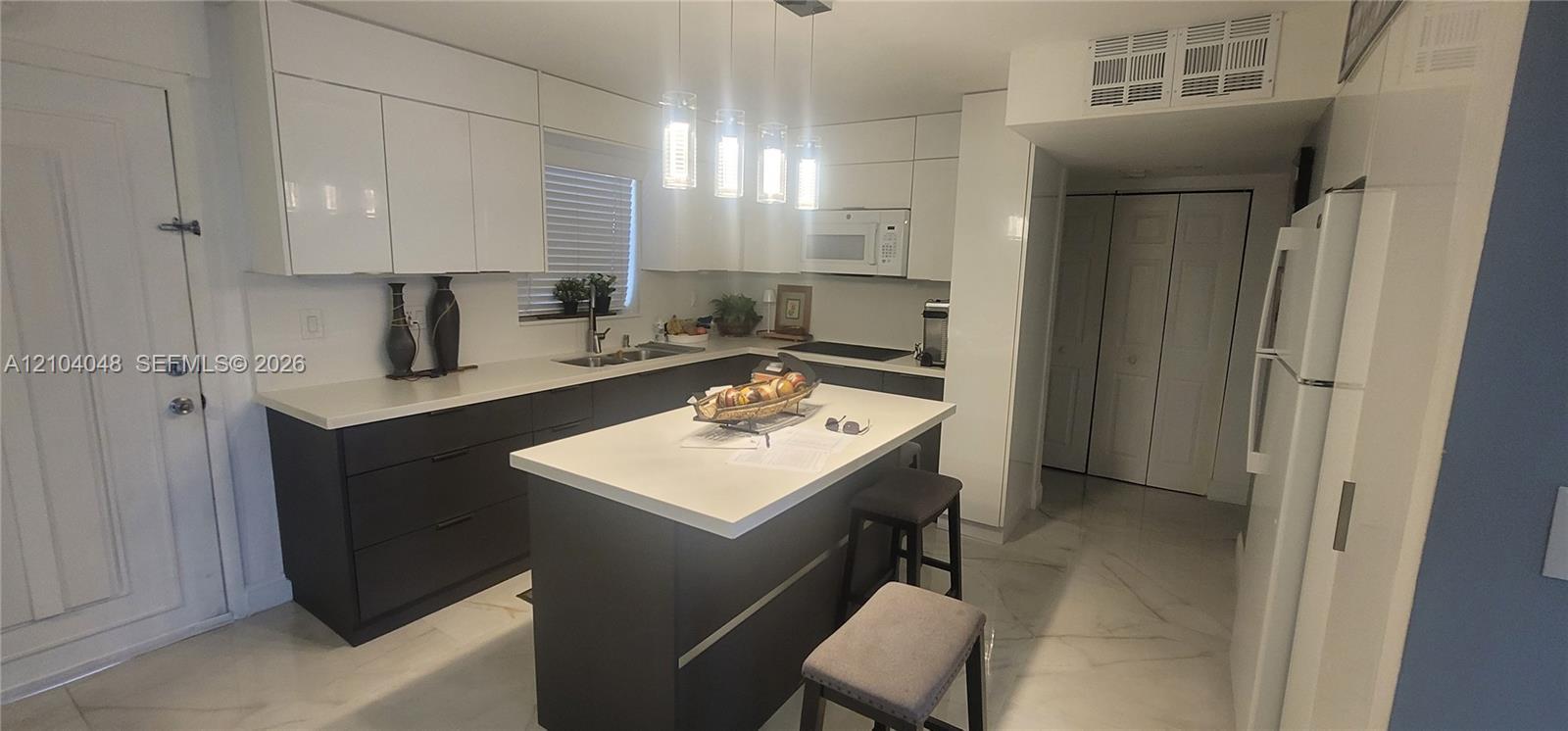 9371 Fontainebleau Blvd # I108, Miami FL 33172 photo 5
