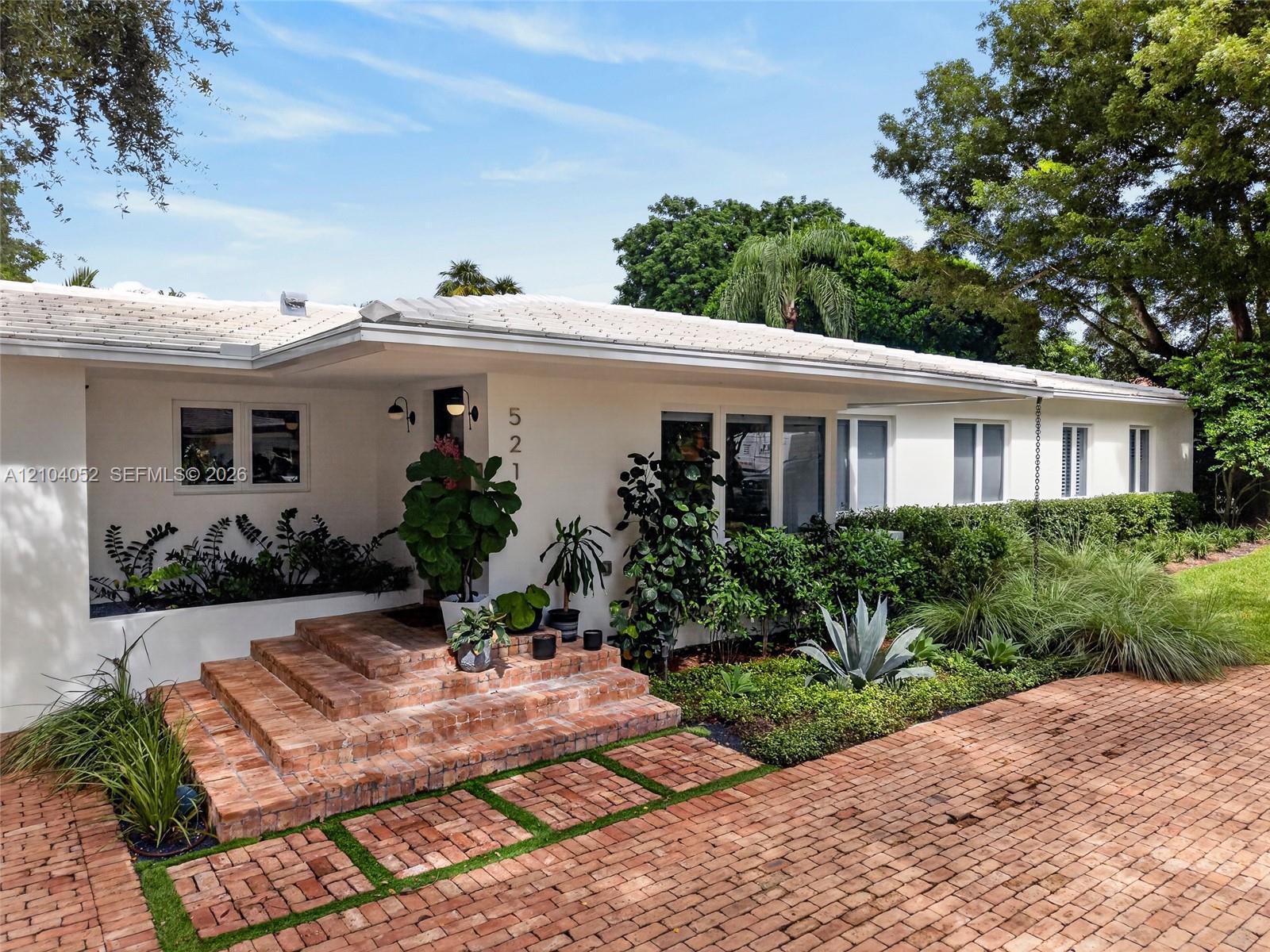 521 San Juan Dr, Coral Gables FL 33143 photo 4