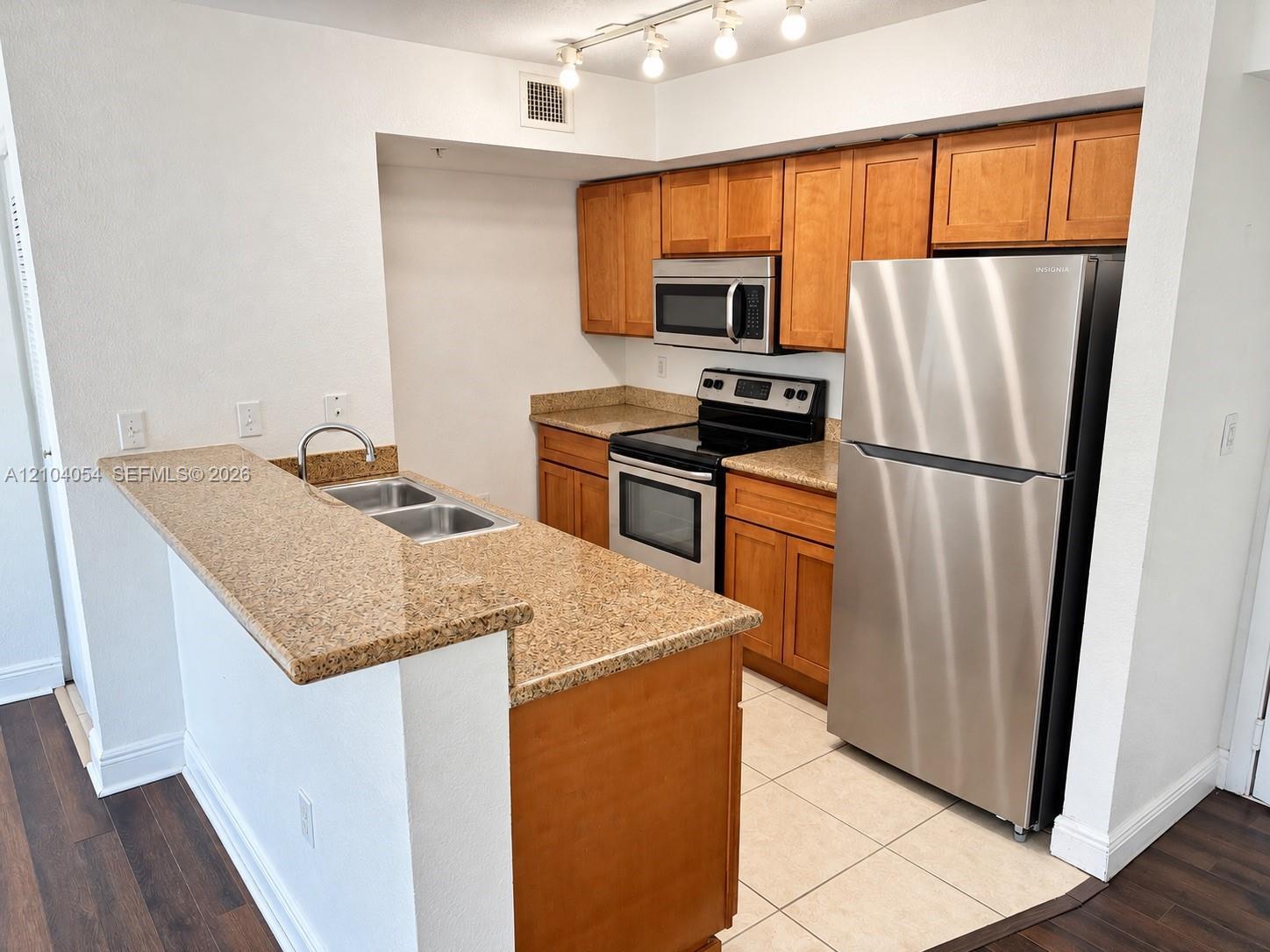 219 NW 12th Ave # 705, Miami FL 33128 photo 2