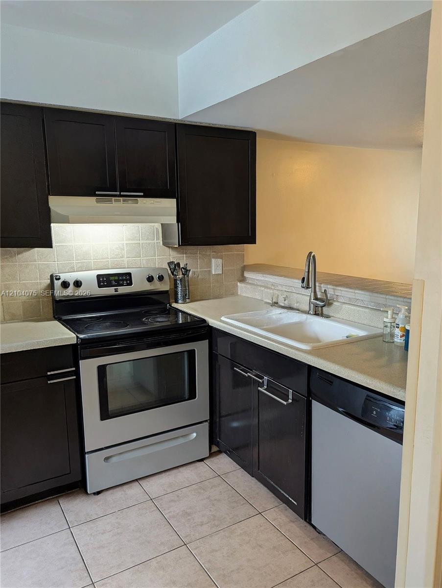 158 Riviera Cir # 3, Weston FL 33326 photo 2