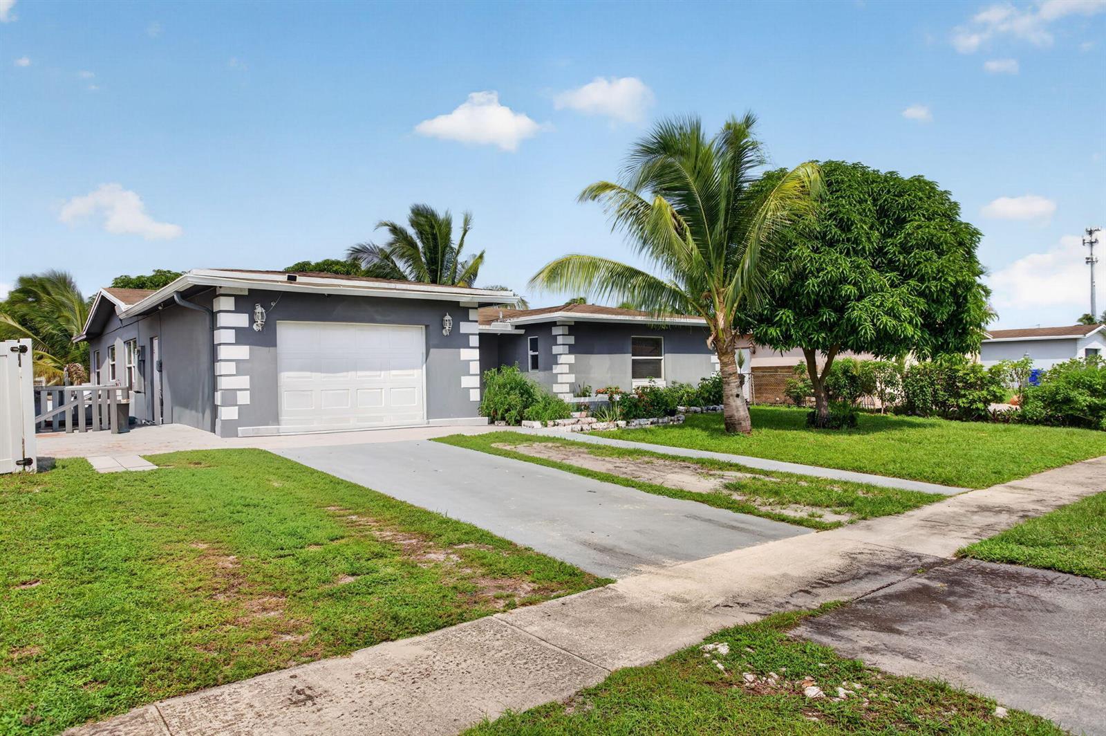 6351 SW 10TH Court, North Lauderdale FL 33068 photo 2