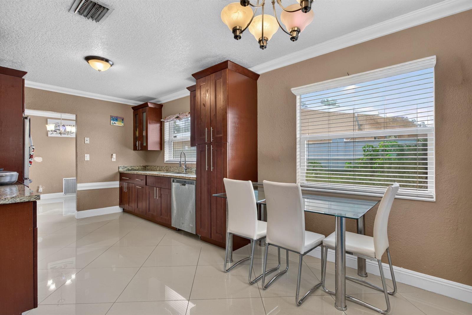 6351 SW 10TH Court, North Lauderdale FL 33068 photo 5