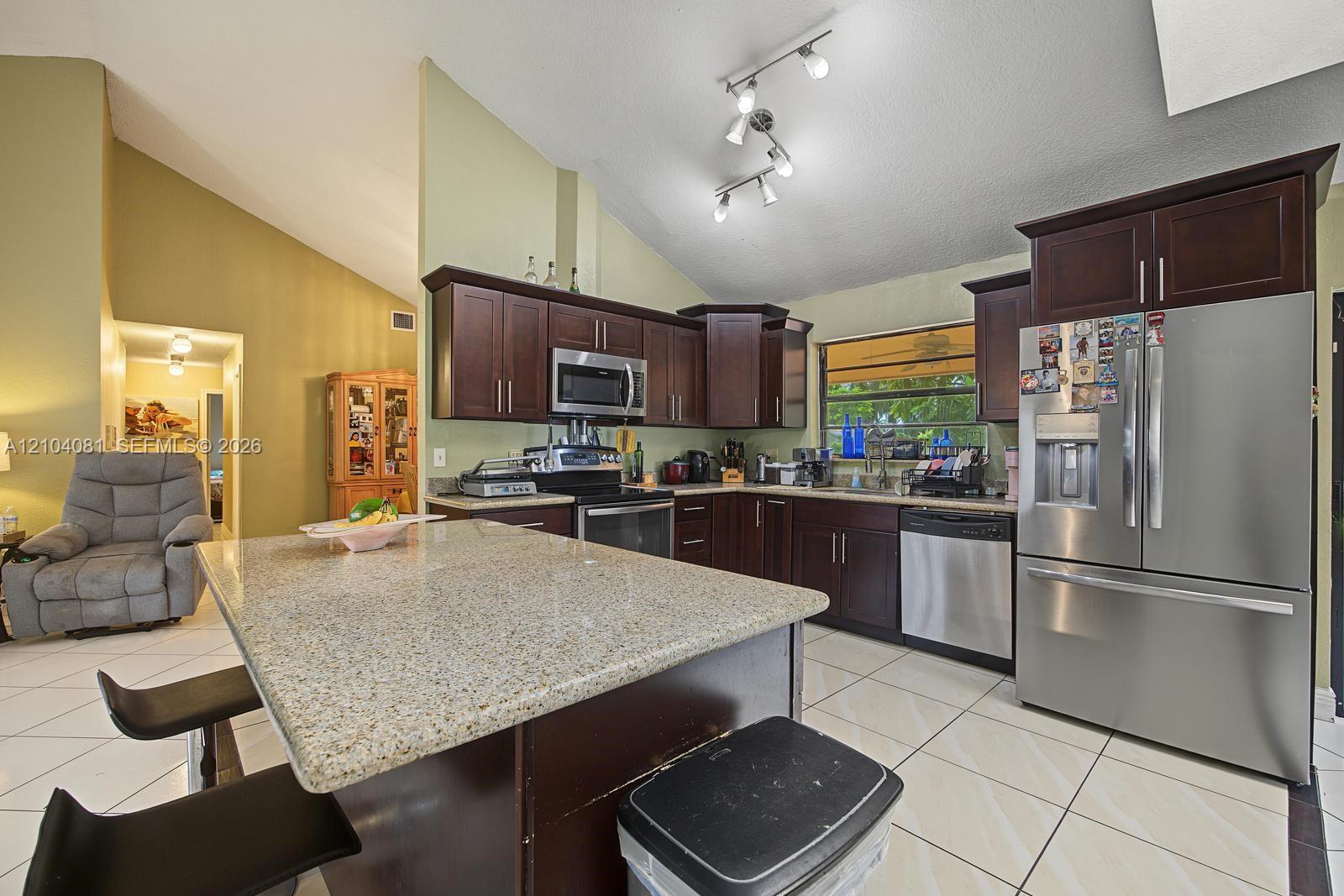 28702 SW 163rd Ct, Homestead FL 33033 photo 5
