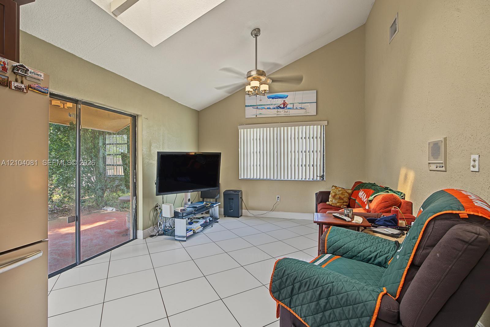 28702 SW 163rd Ct, Homestead FL 33033 photo 4