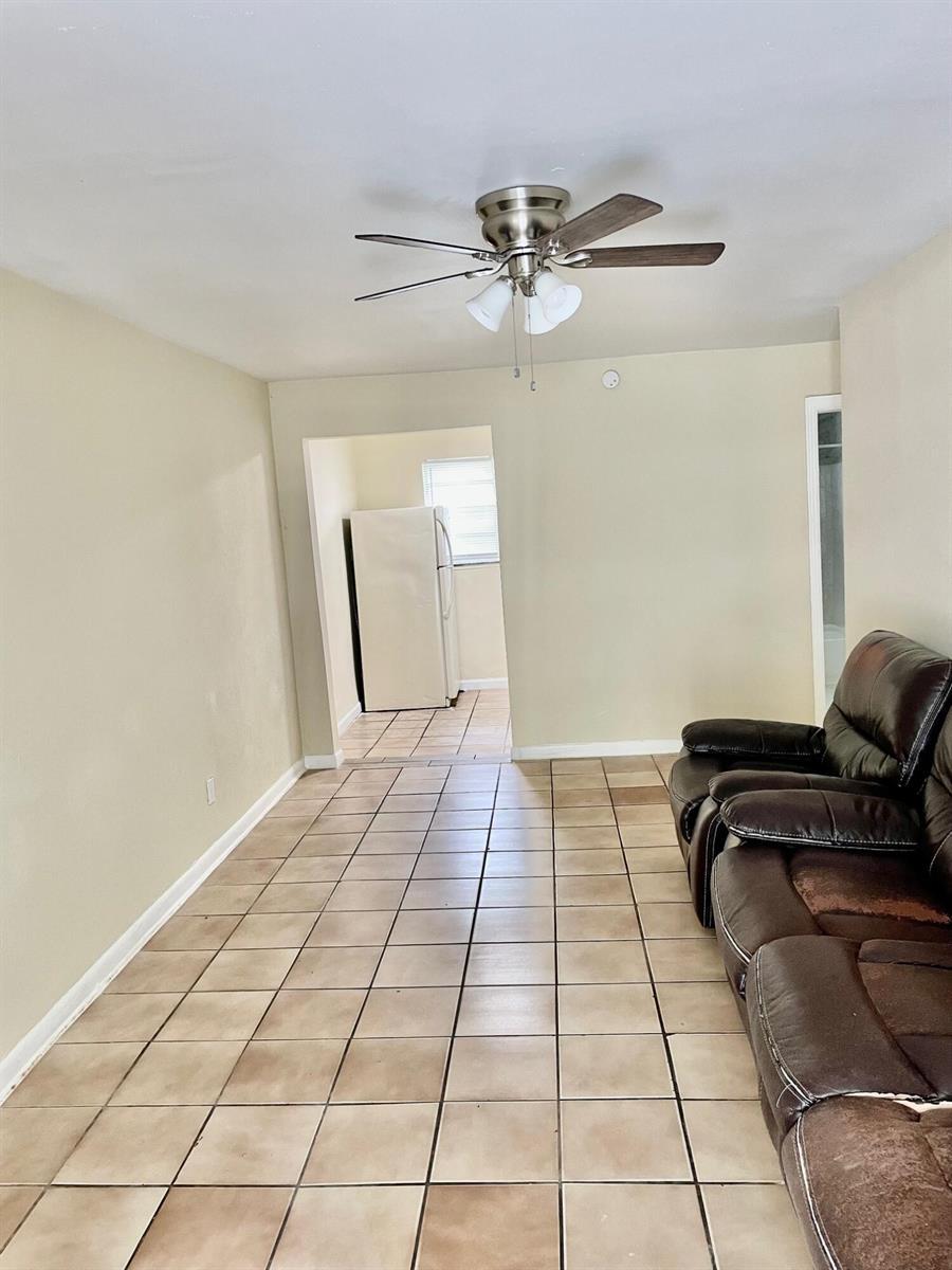 22 NW 8th Avenue # 2, Dania Beach FL 33004 photo 2