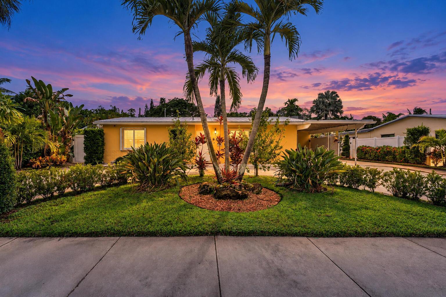 949 Laurel Road, North Palm Beach FL 33408 photo 2