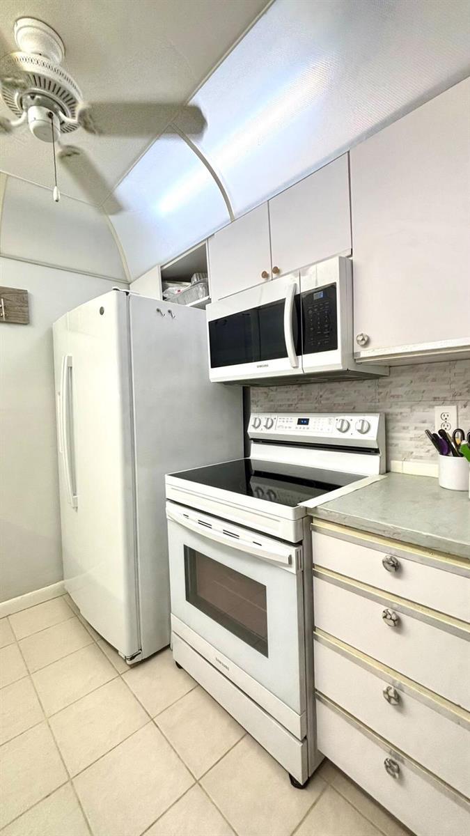 2 NEWPORT A Drive # 2, Deerfield Beach FL 33442 photo 3