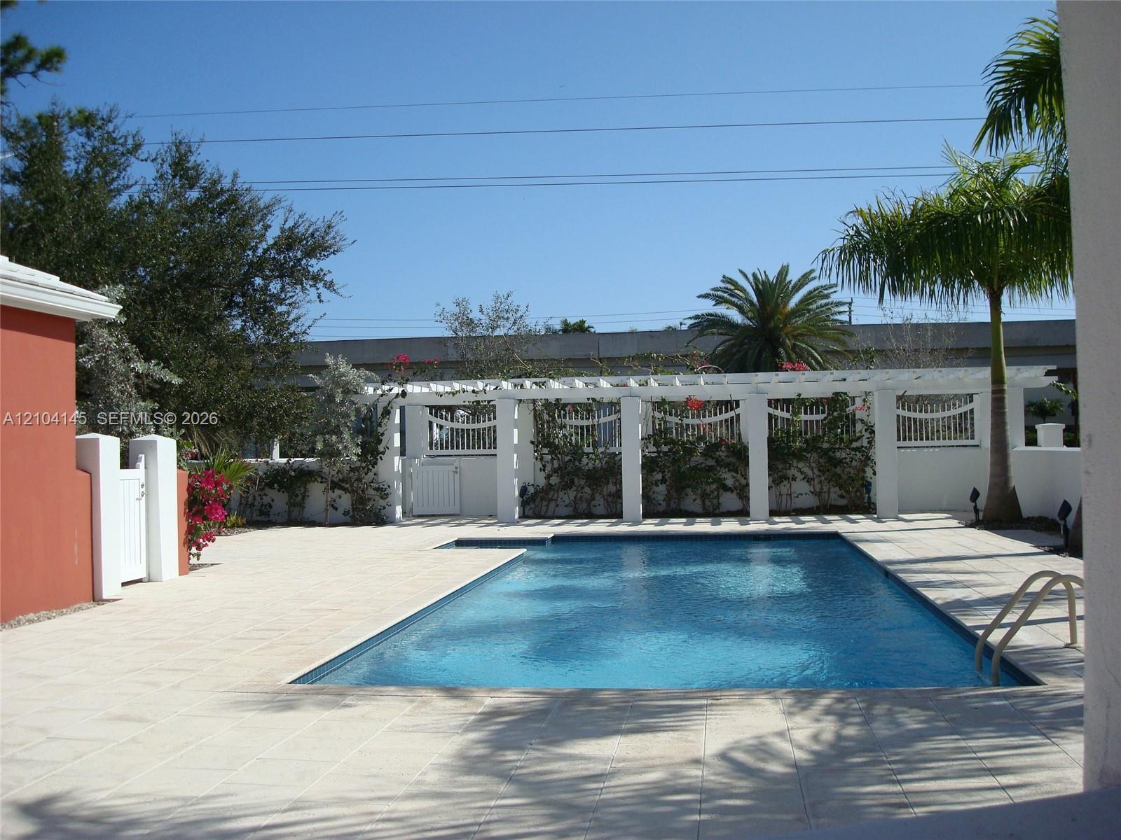 578 Loretto Ave # 5, Coral Gables FL 33146 photo 5