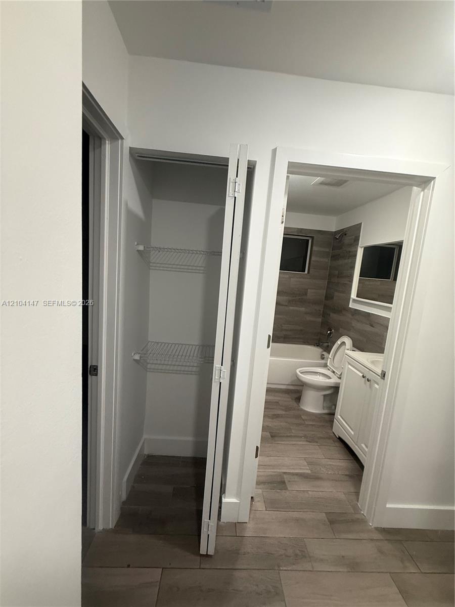 486 E 30th St # 202, Hialeah FL 33013 photo 5