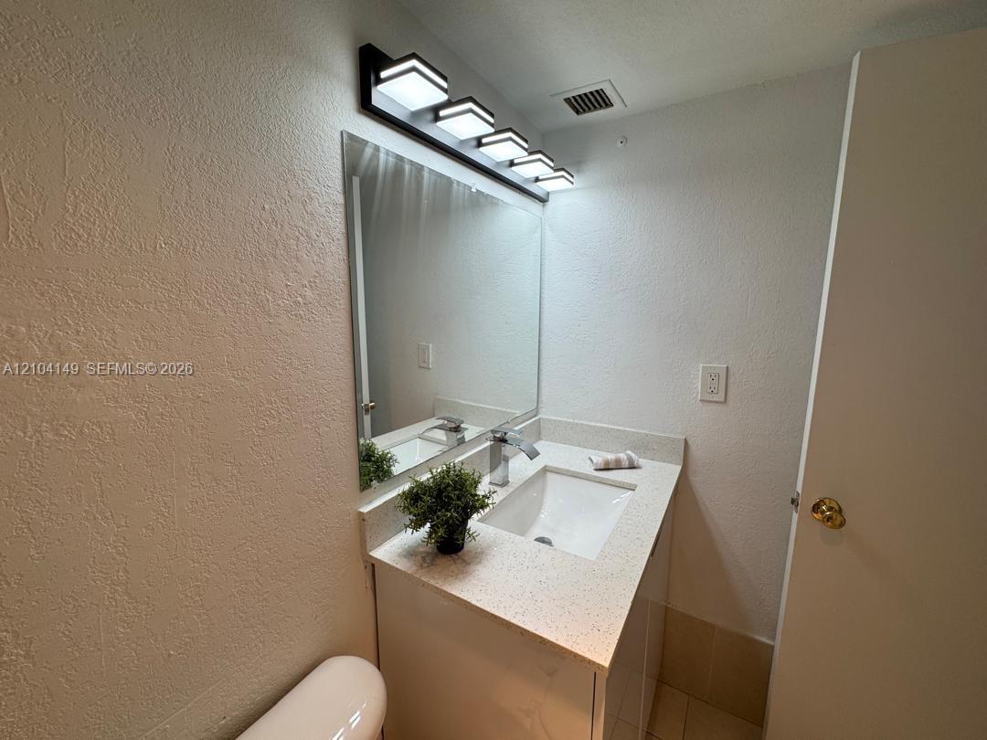 801 NW 47th Ave # 410W, Miami FL 33126 photo 5