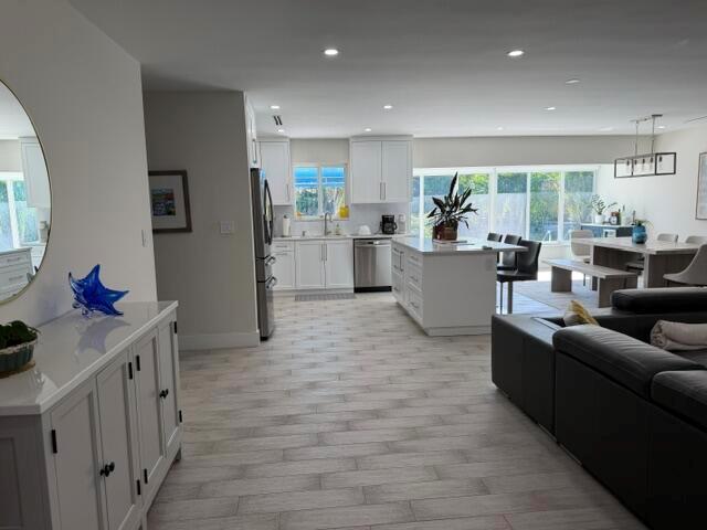 4600 NE 15th Avenue, Oakland Park FL 33334