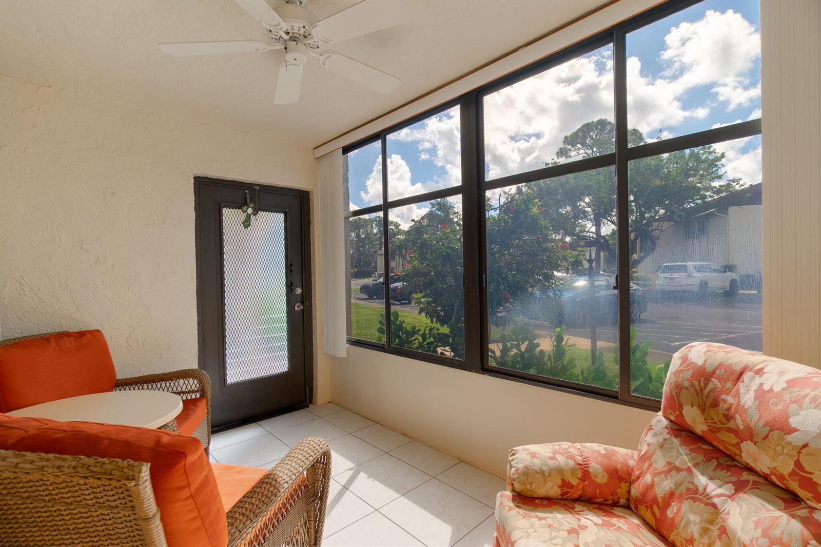 136 Lake Pine Circle # A1, FL 33463 photo 4