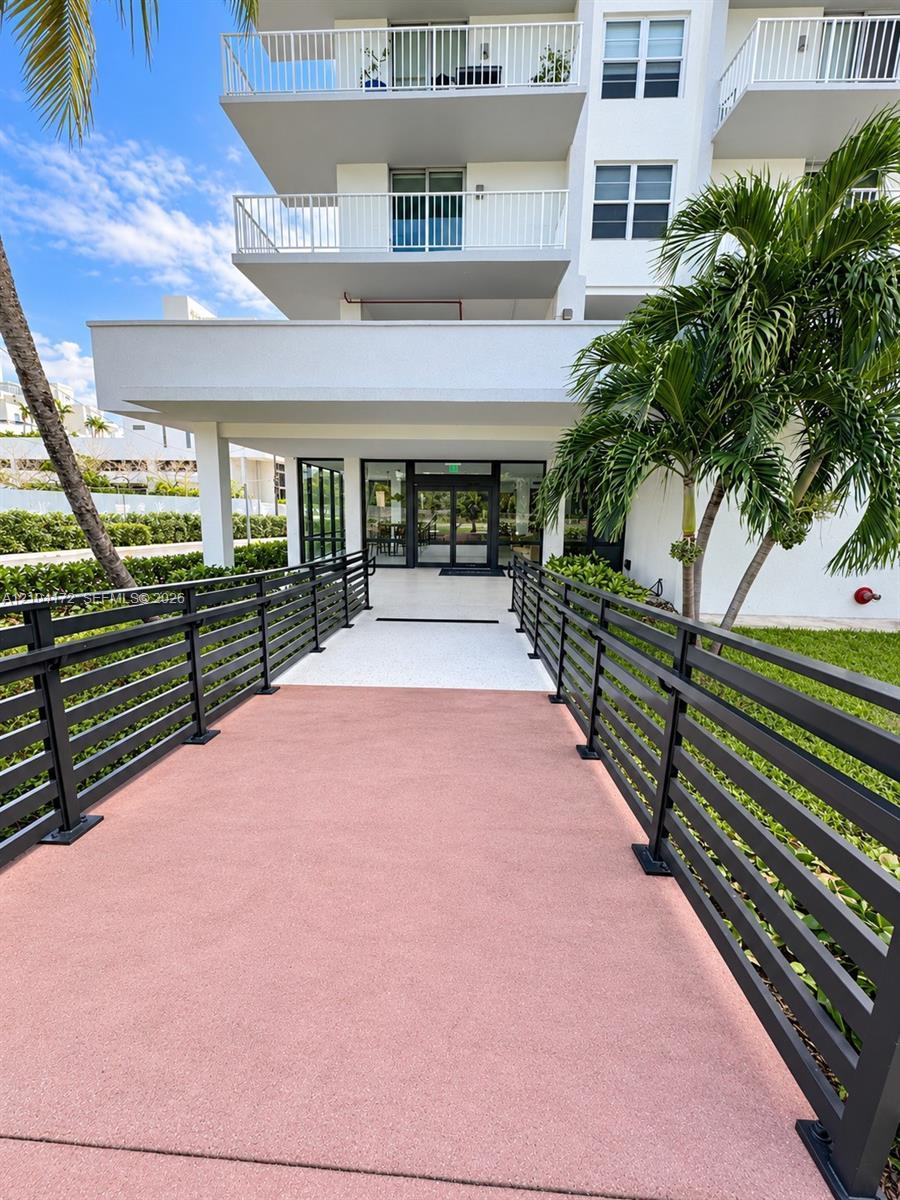 2829 Indian Creek Dr # 410, Miami Beach FL 33140 photo 3
