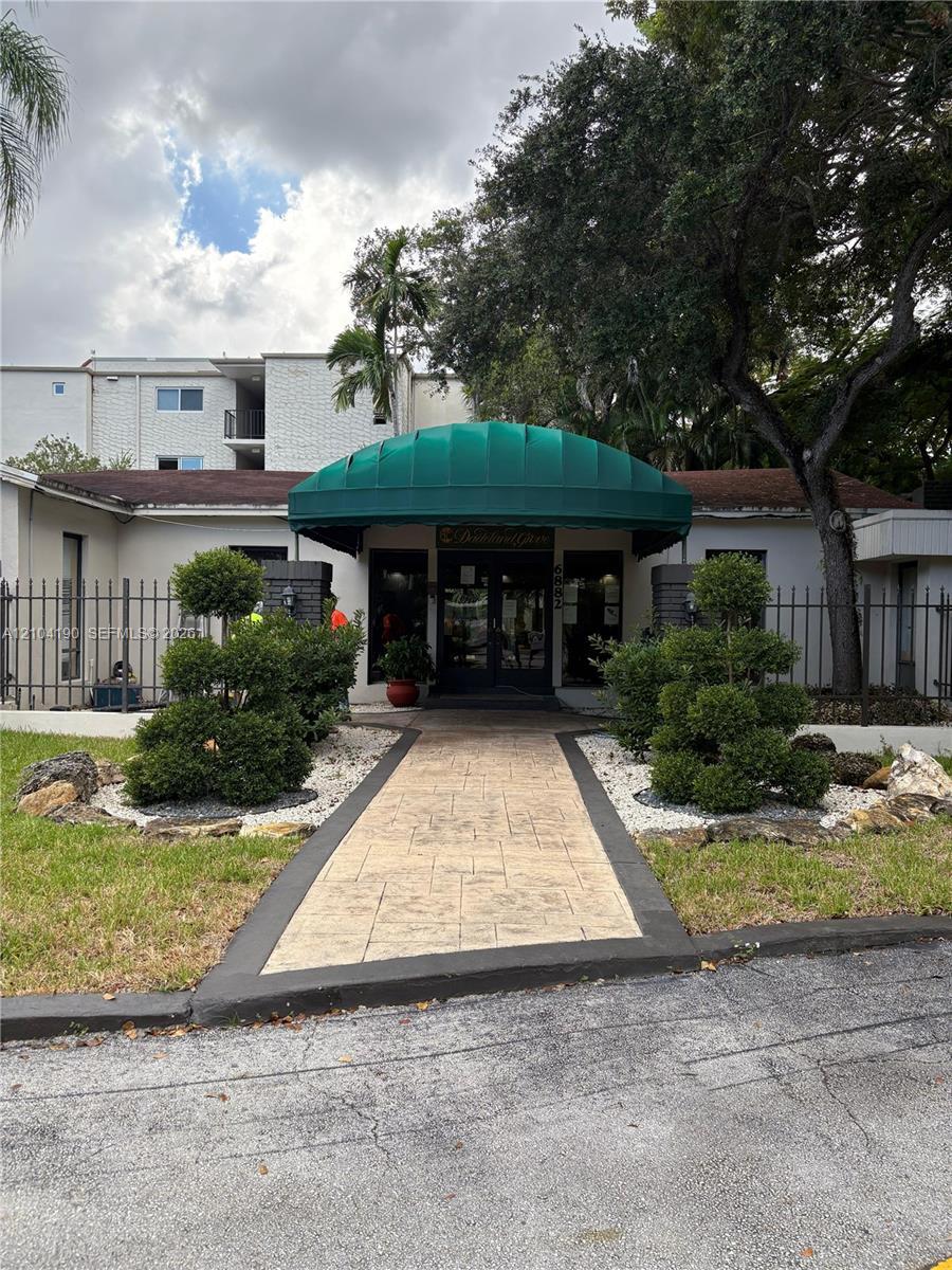 6900 N Kendall Dr # A102, Pinecrest FL 33156 photo 2