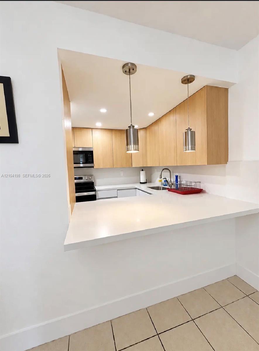 4550 NW 9th St # 102E, Miami FL 33126 photo 4