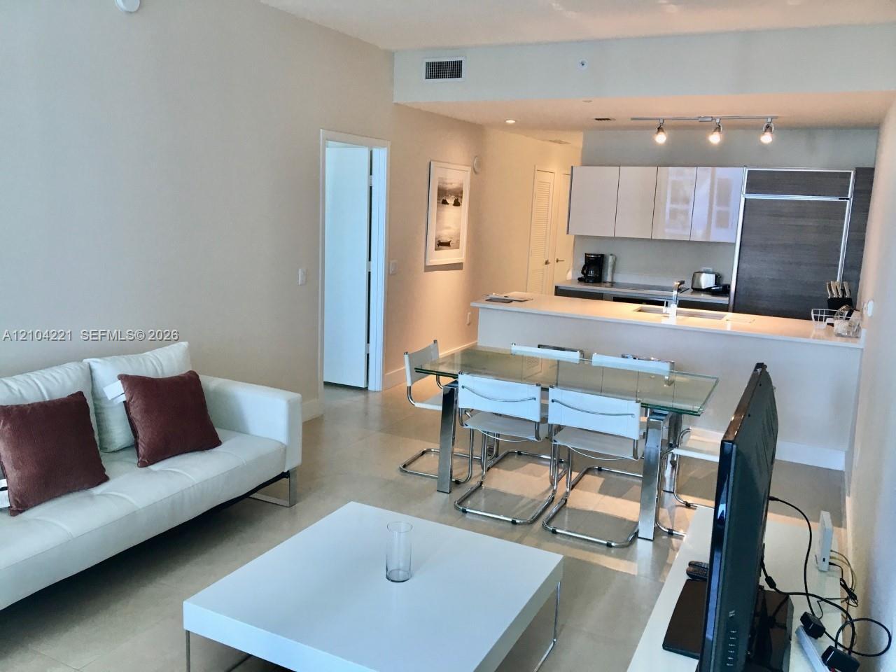 1100 S Miami Ave # 811, Miami FL 33130 photo 4