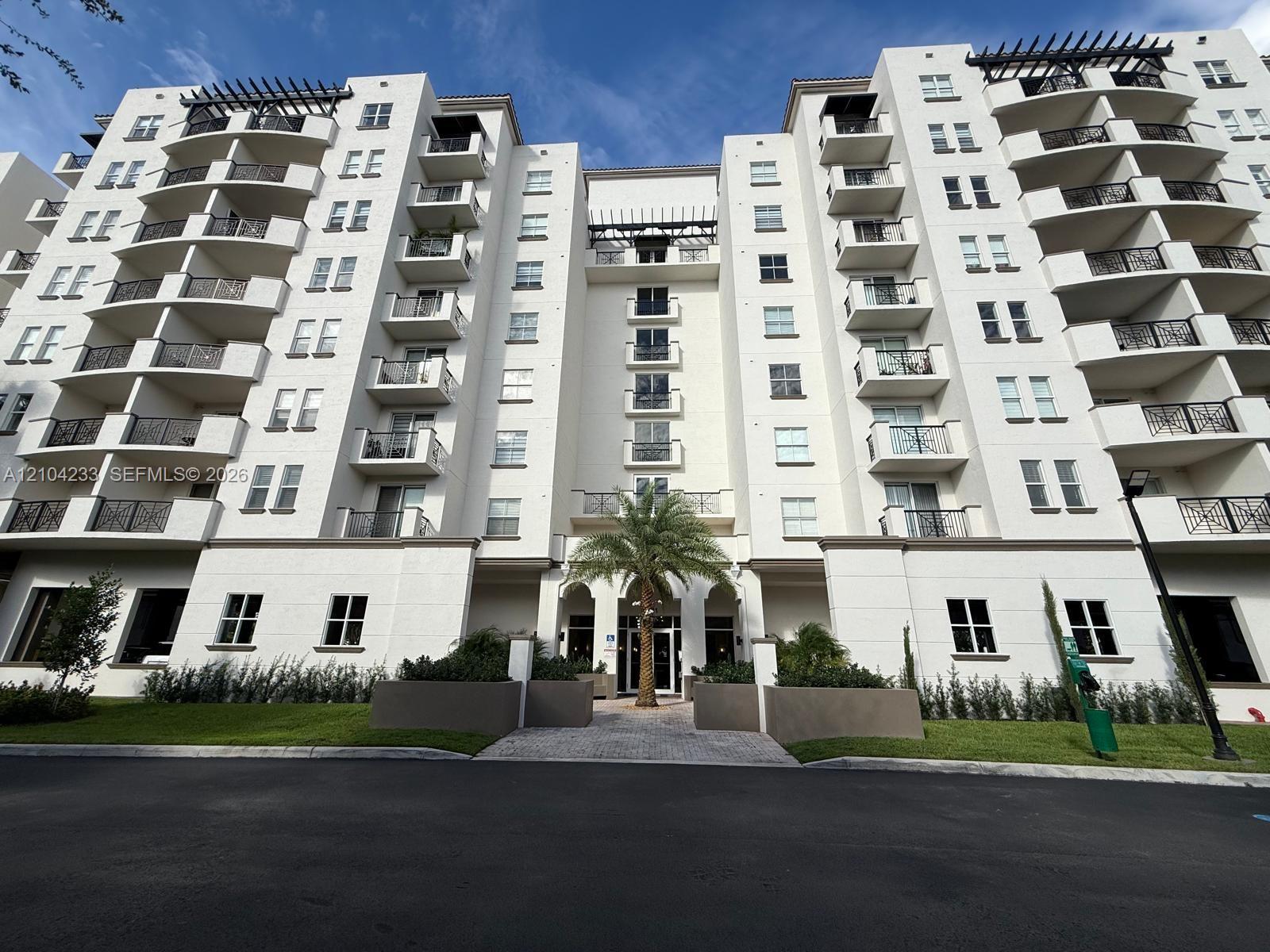 9021 SW 94th St # 307, Miami FL 33176