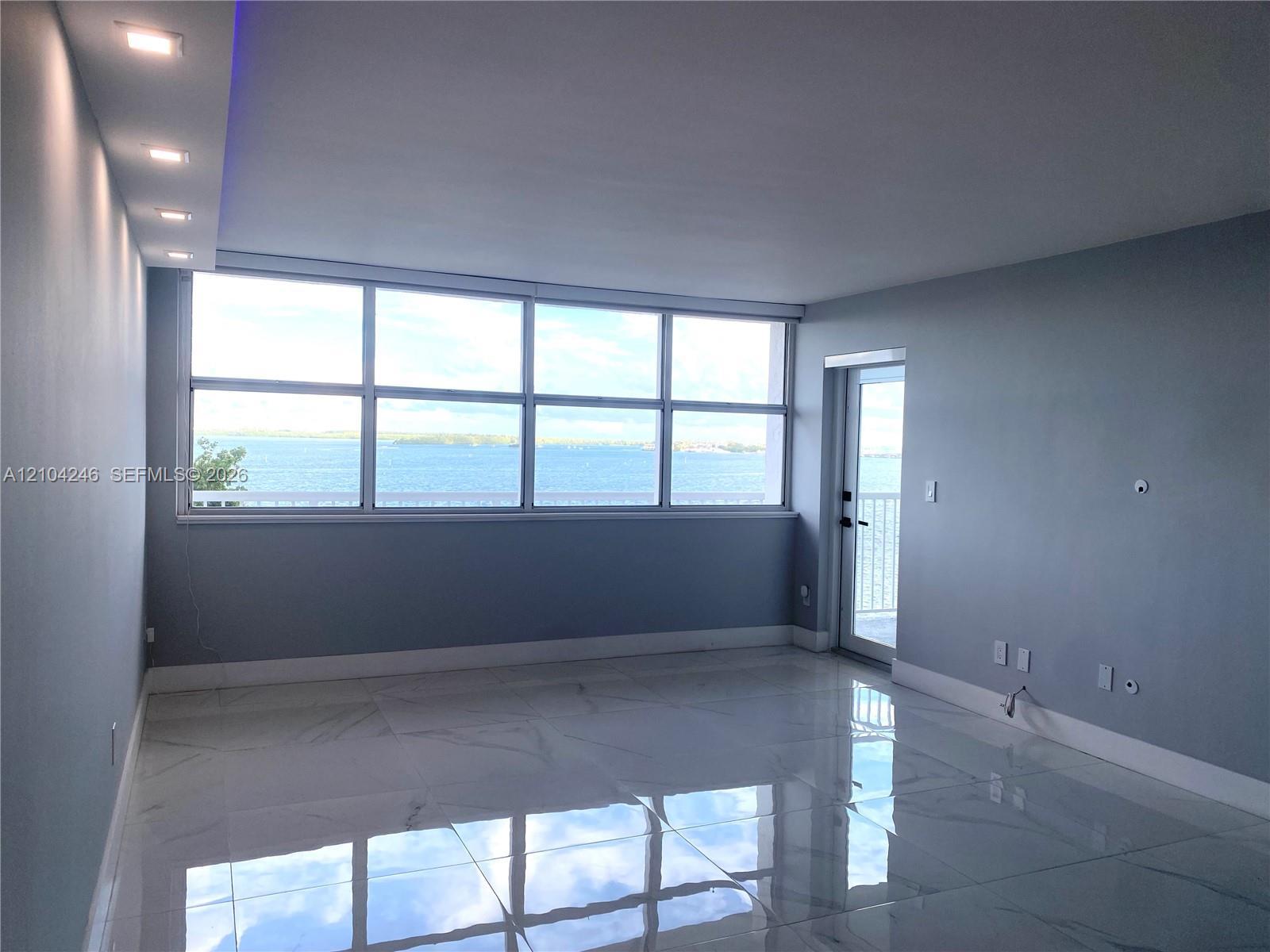 1420 Brickell Bay Dr # 702E, Miami FL 33131 photo 2