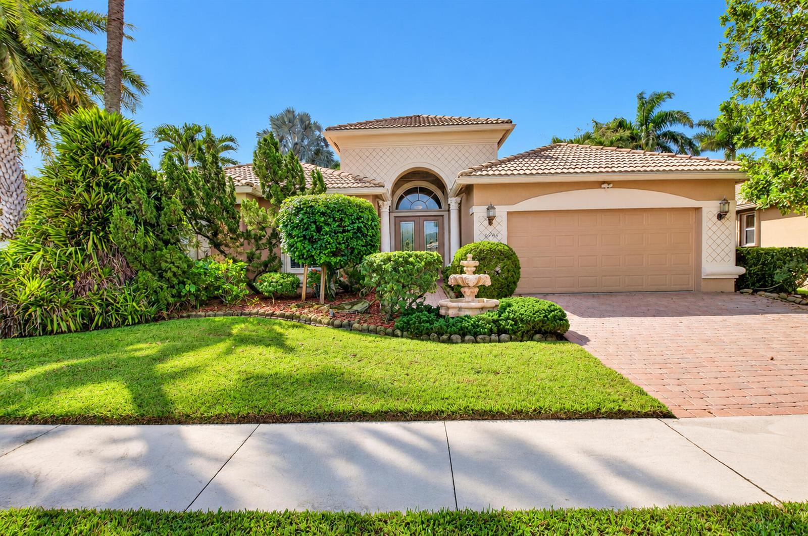 6946 MILANI Street, Lake Worth FL 33467 photo 2