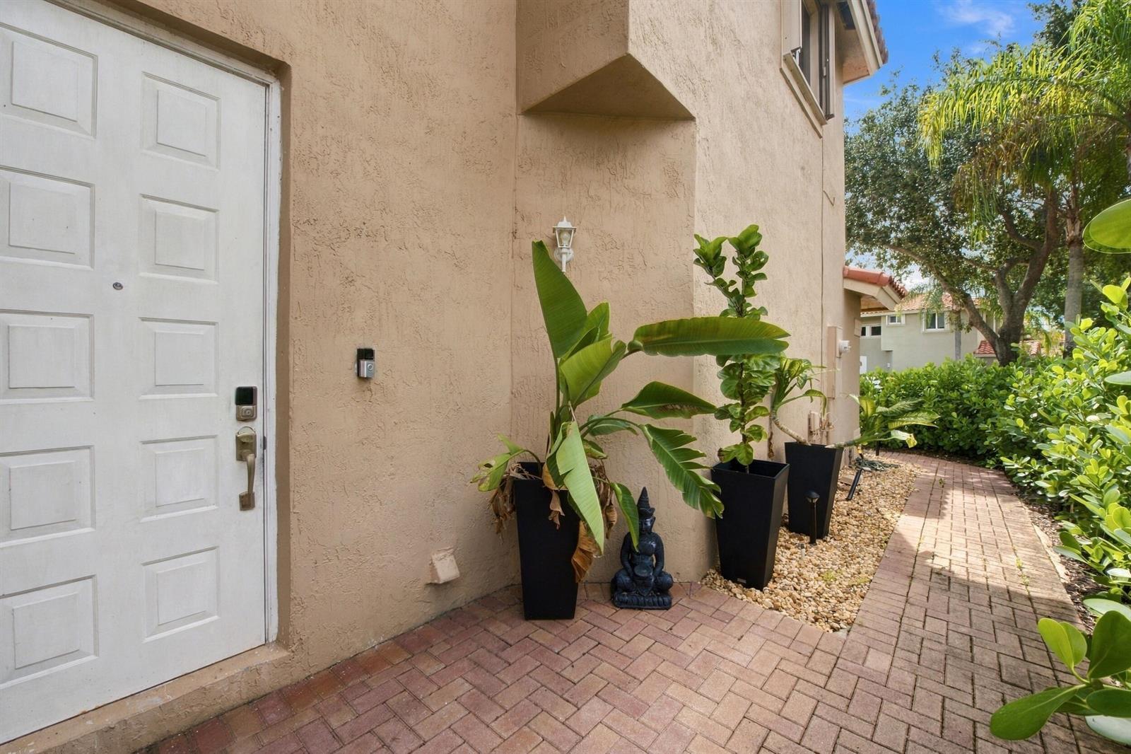 5643 NW 125TH Avenue, Coral Springs FL 33076 photo 4