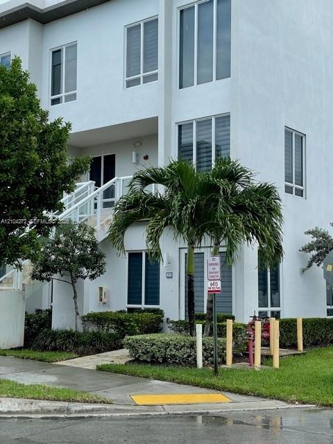 6415 NW 102nd Path # 107, Doral FL 33178 photo 2