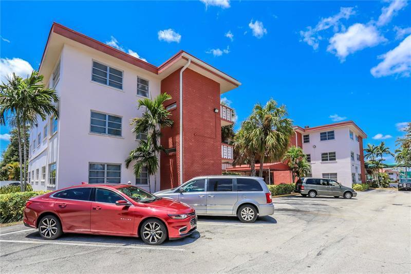 4800 Hollywood Boulevard # 1F, Hollywood FL 33021 photo 4