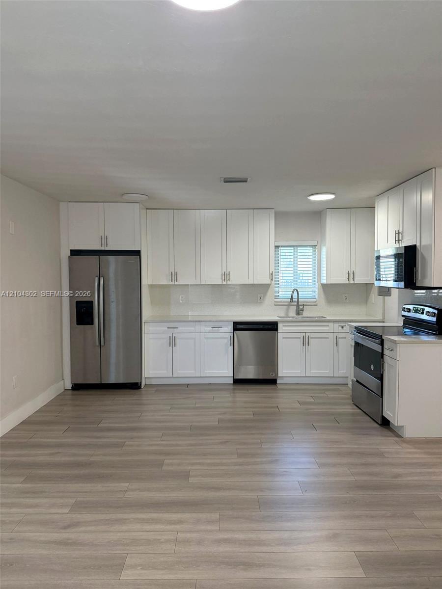 9981 Jamaica Dr, Cutler Bay FL 33189 photo 2