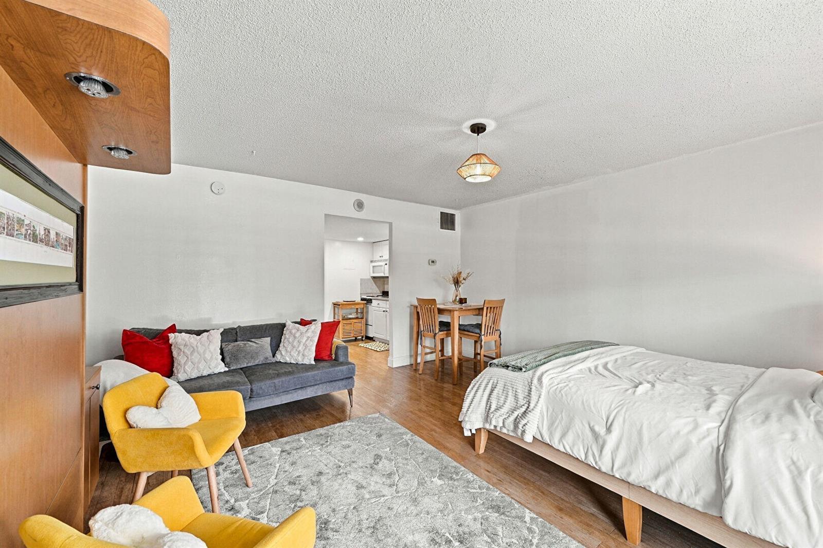 3000 E SUNRISE Boulevard # 2H, Fort Lauderdale FL 33304 photo 4