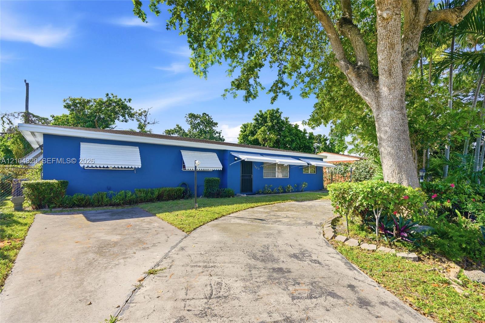 18210 NW 5th Ave, Miami Gardens FL 33169 photo 3