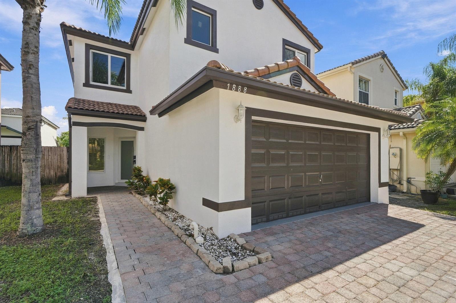 1888 SE 14TH Street, Homestead FL 33035 photo 4