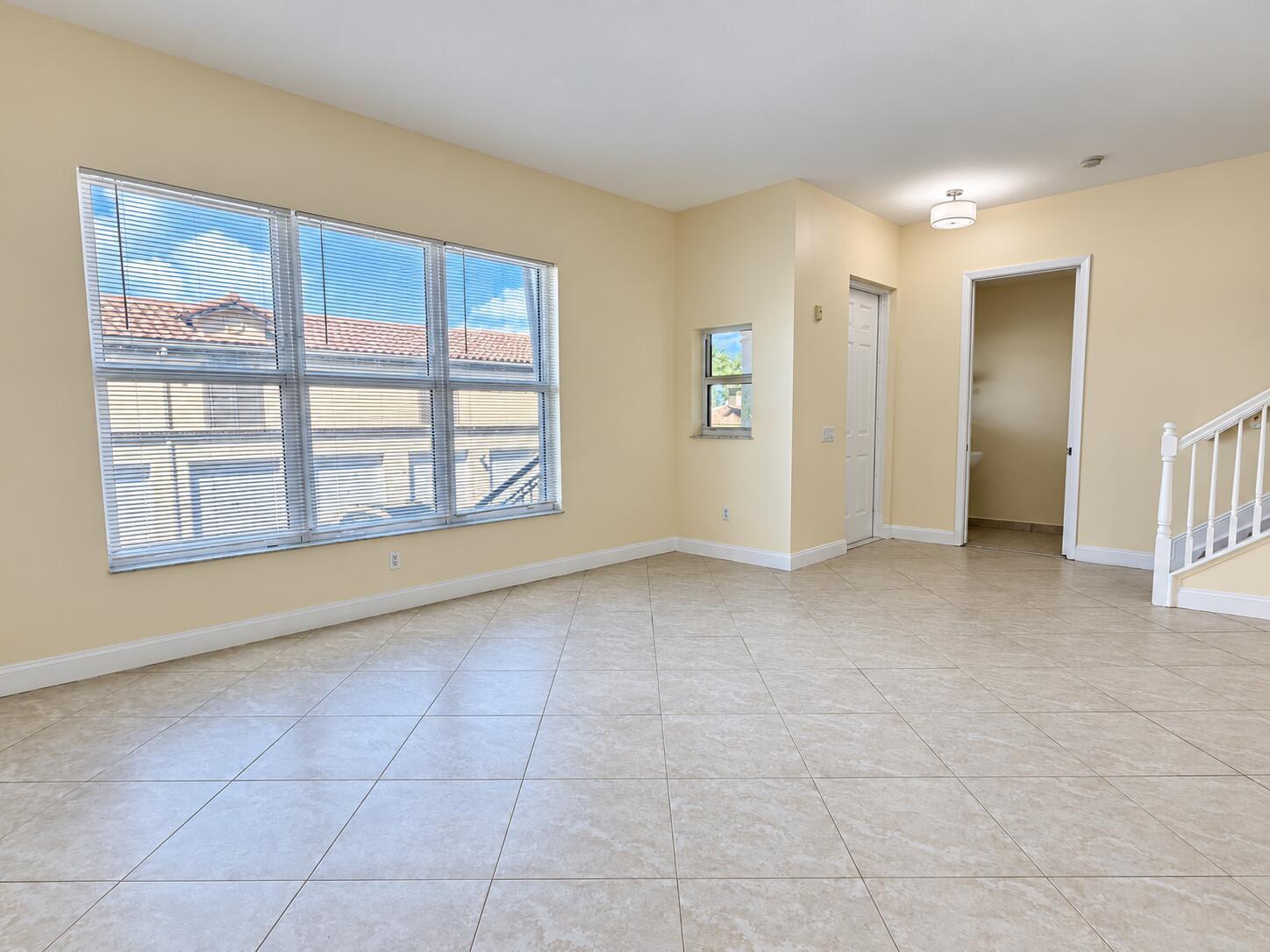 2633 NE 14TH Avenue # 109, Wilton Manors FL 33334 photo 4