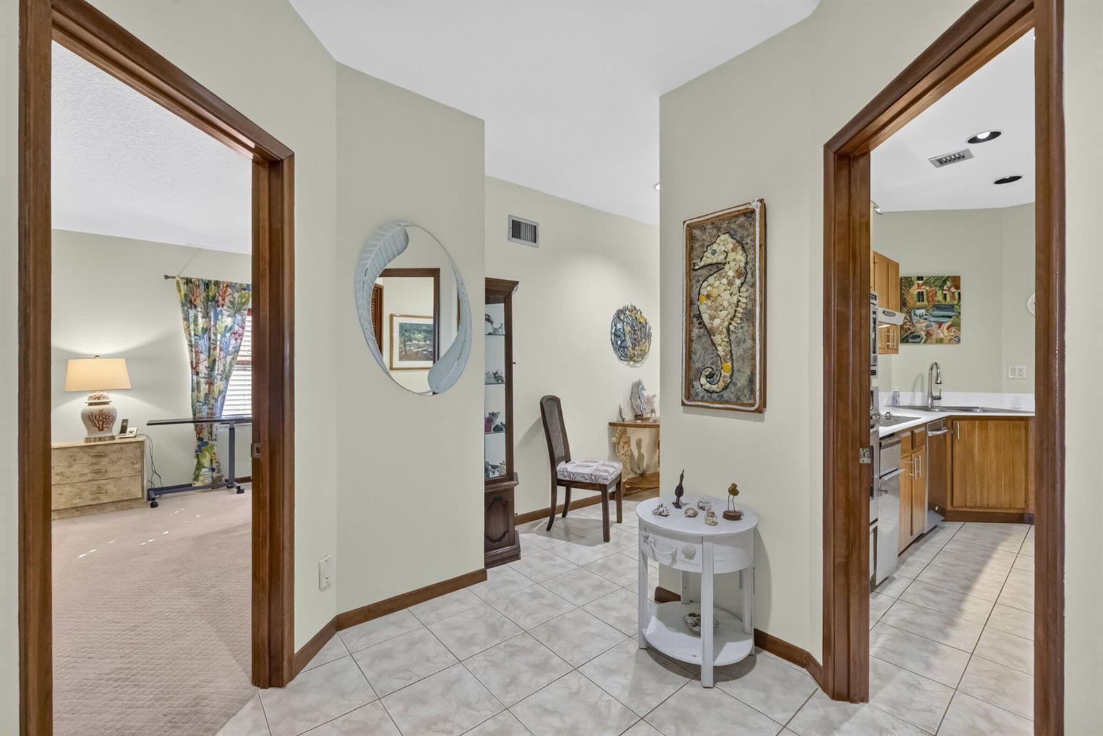 3208 SE 12TH Street # 301, Pompano Beach FL 33062 photo 5