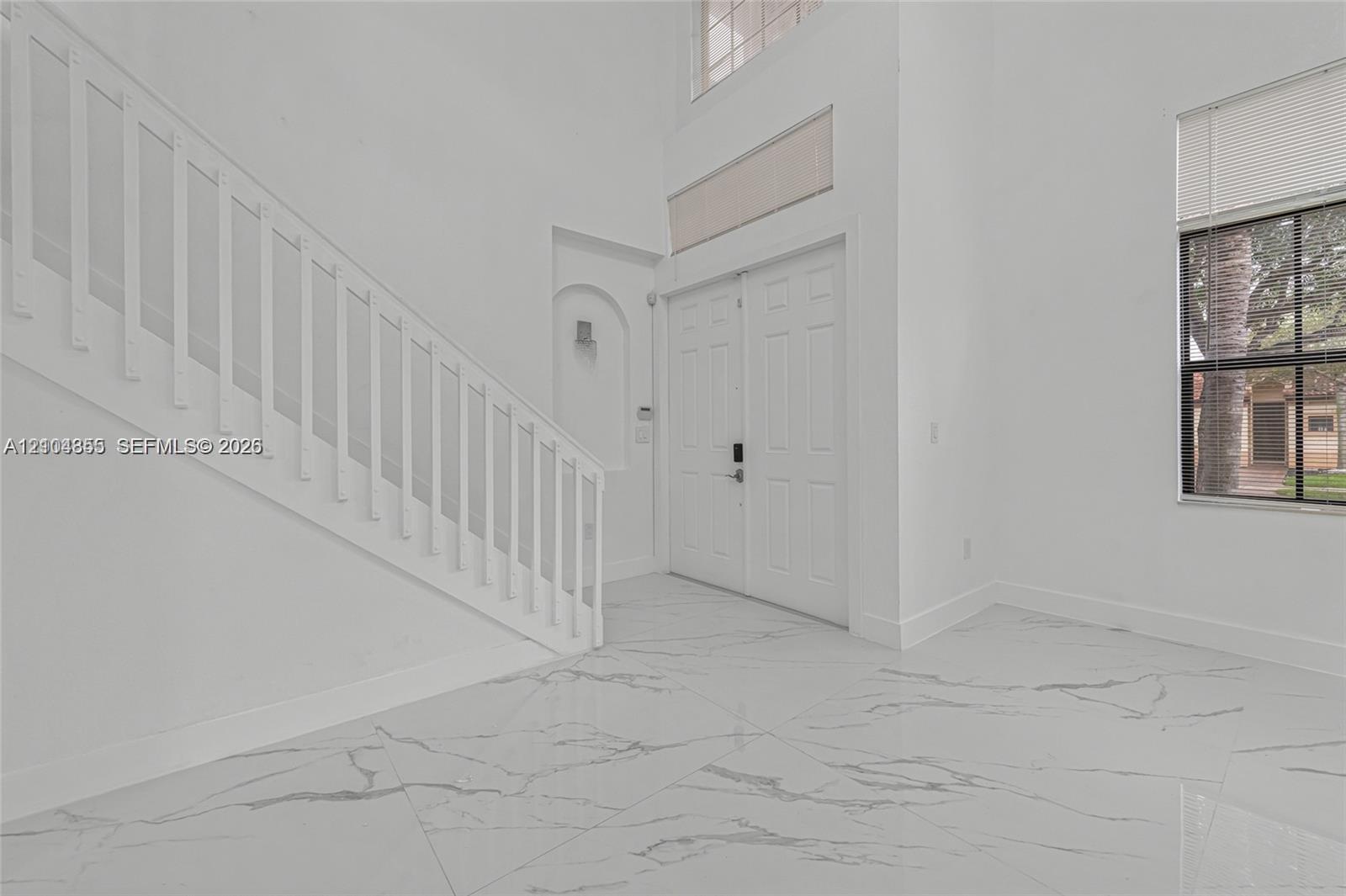 642 SE 37th Pl, Homestead FL 33033 photo 3