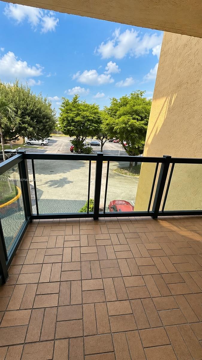 11800 SW 18th St # 4, Miami FL 33175 photo 2