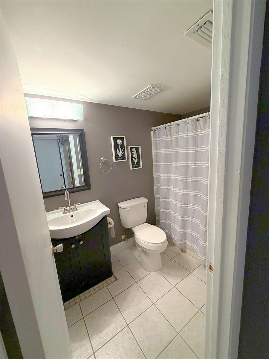 7069 Golf Colony Court # 102, Lake Worth FL 33467 photo 3