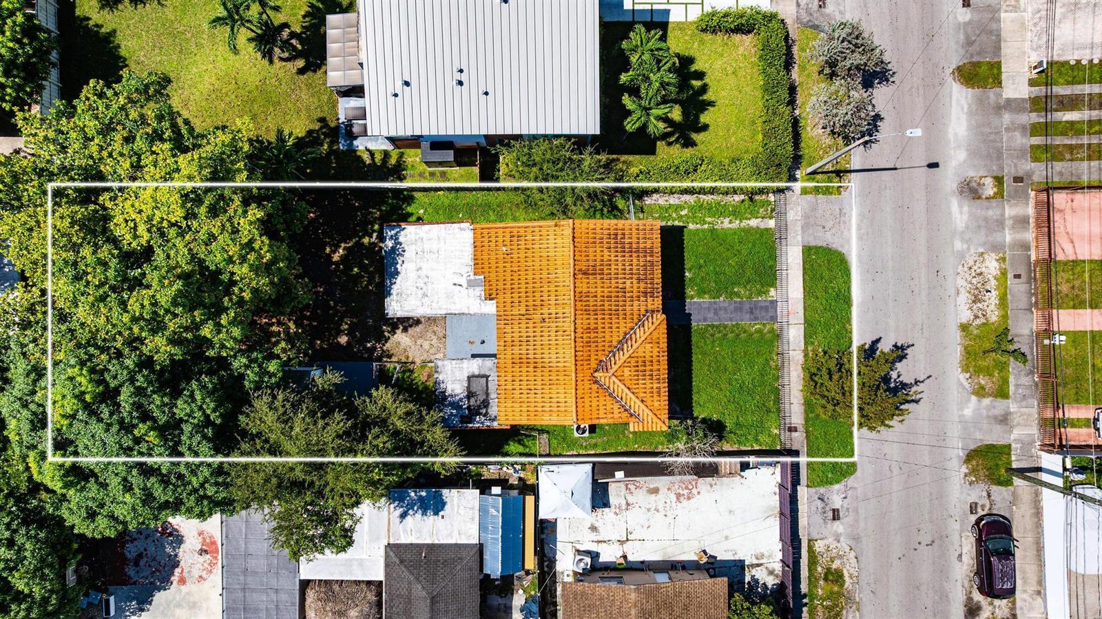 5510 SW 2nd Street, Miami FL 33134 photo 3
