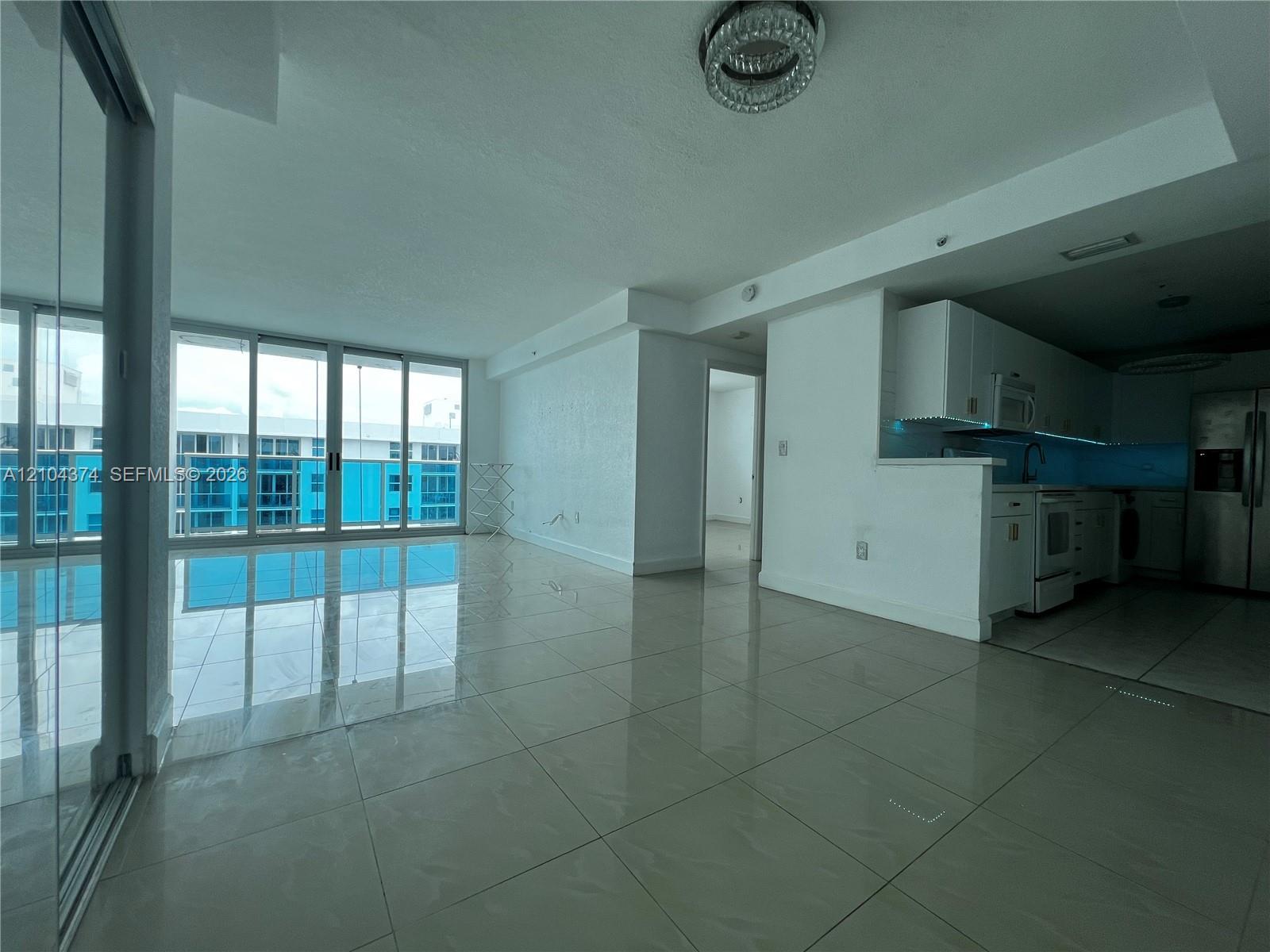 7501 E Treasure Dr # 10B, North Bay Village FL 33141 photo 2