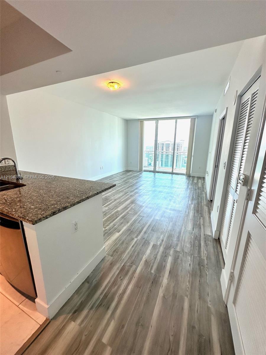 951 Brickell Ave # 3403, Miami FL 33131 photo 3