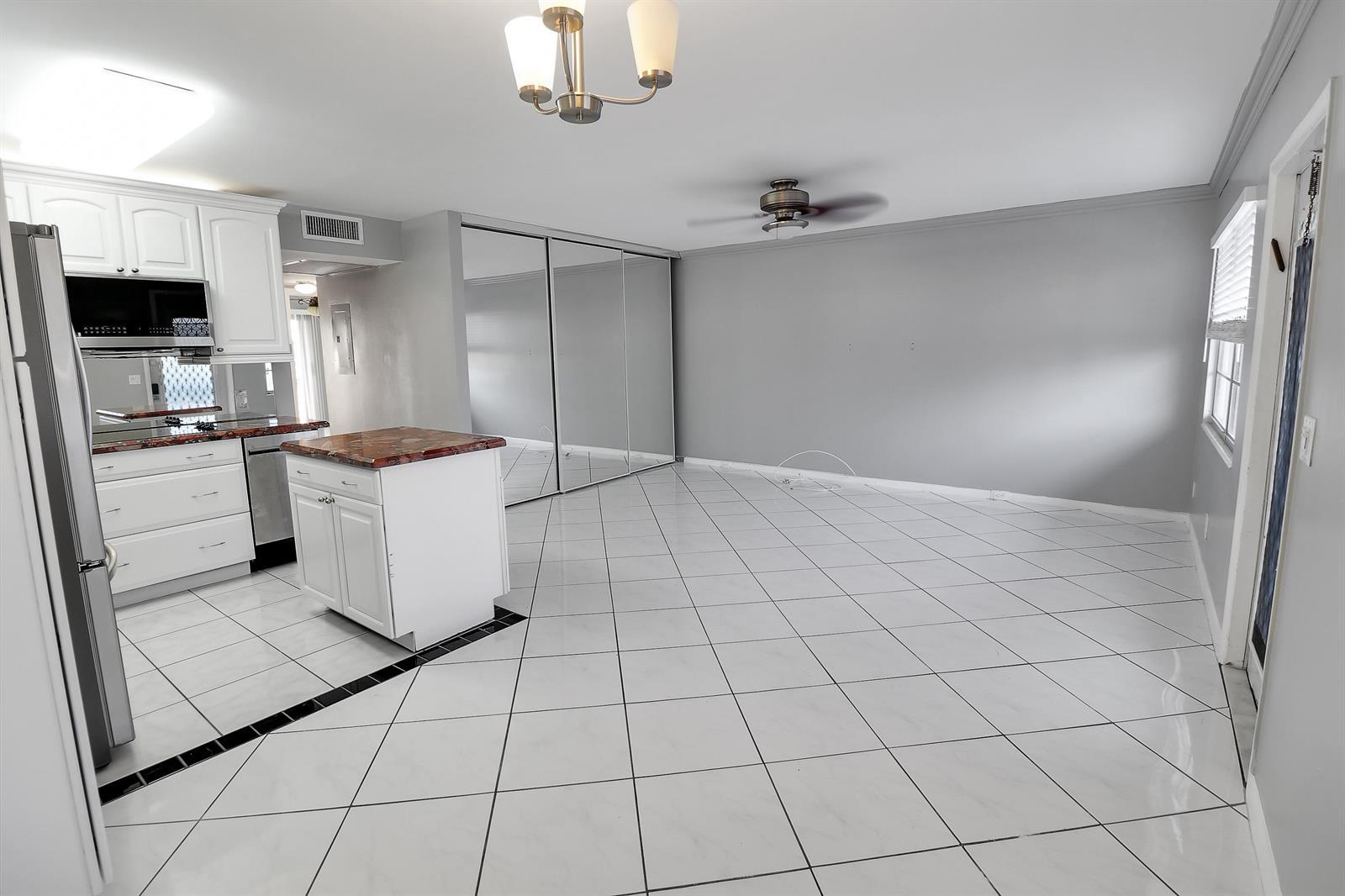 3061 EXETER D, Boca Raton FL 33434 photo 5