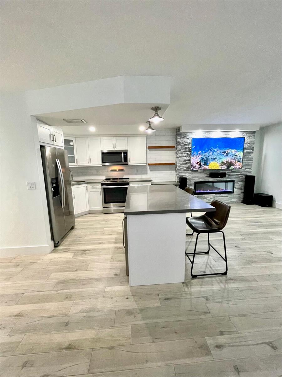 342 Southwind Drive # 123, North Palm Beach FL 33408 photo 3